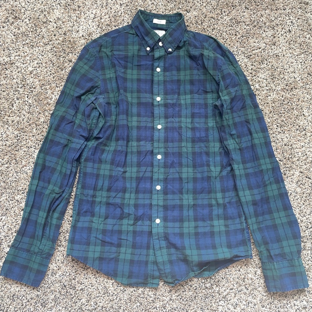 Long sleeve button up shirt